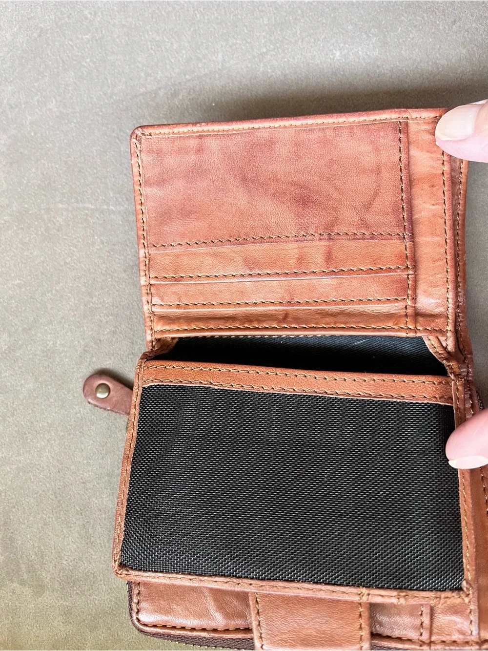 HARBOUR 2nd Distressed Brown Leather Zip Wallet